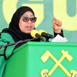Si aibu kubeba watu kuleta kwenye mikutano – Rais Samia