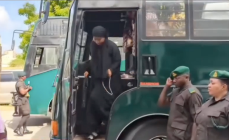 Screenshot 2025-12-03 at 13.46.06