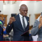 Rais Mwinyi awaapisha wakuu wa wilaya wapya Ikulu  Zanzibar